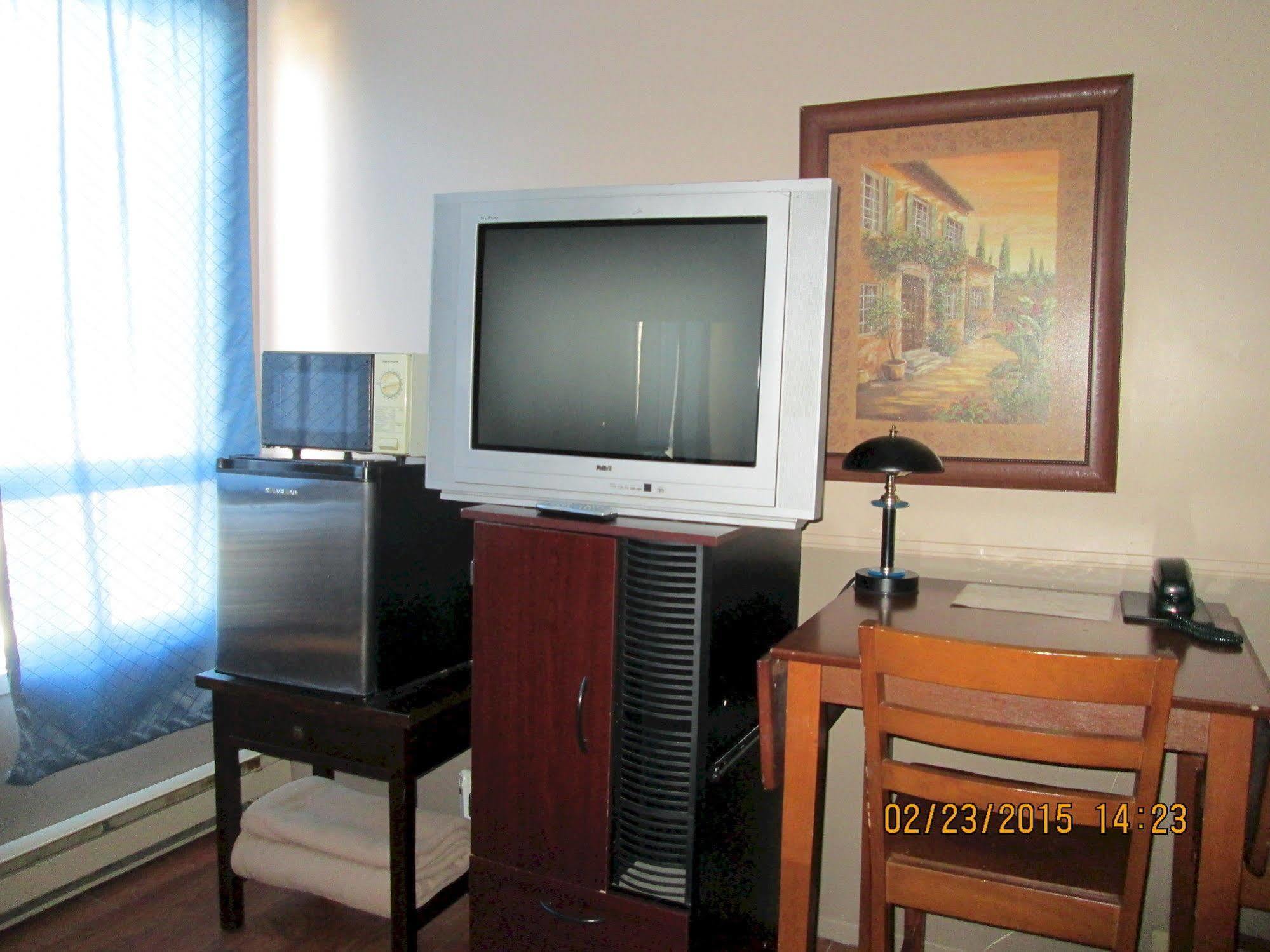 Motel Lustre D'Or L'Ancienne-Lorette Ngoại thất bức ảnh
