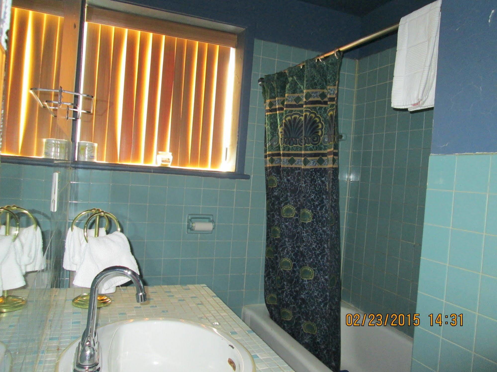 Motel Lustre D'Or L'Ancienne-Lorette Ngoại thất bức ảnh
